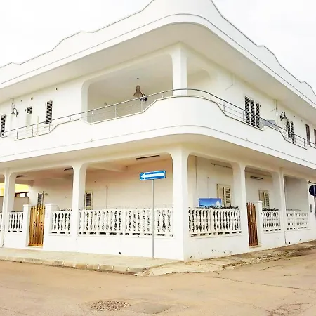 Salento Mare بيت للعطل